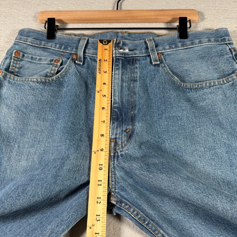 Levis 550 Relaxed Fit Mens Jeans 36x30 Medium Wash Blue Tapered Leg Denim